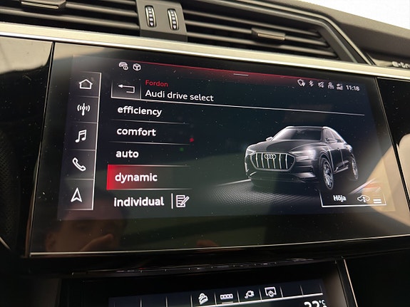 Audi e-tron 21 of 30