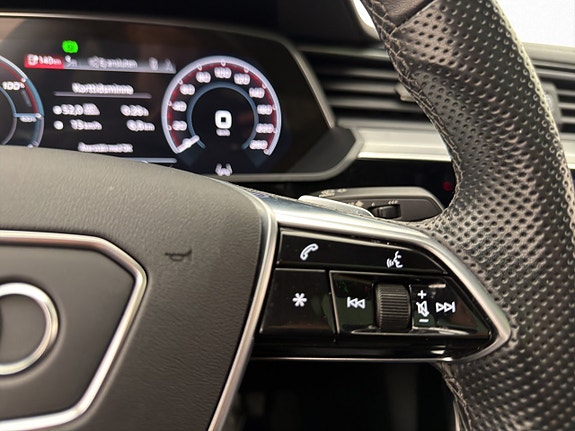 Audi e-tron 19 of 30