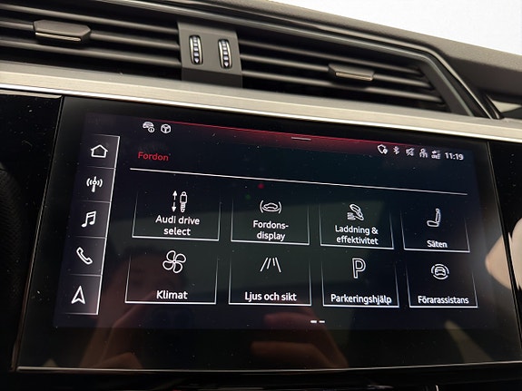 Audi e-tron 22 of 30