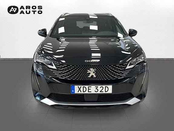 Peugeot 5008 2 of 5