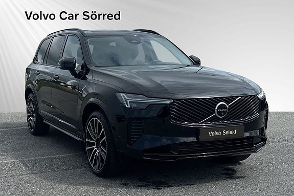Volvo XC90 6 of 19