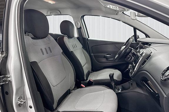 Renault Captur 17 of 19