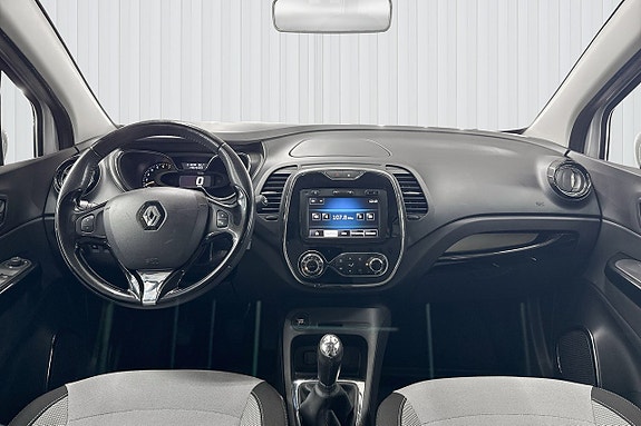 Renault Captur 9 of 19