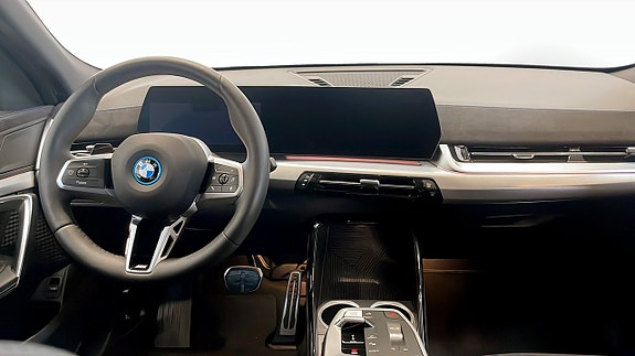 BMW X2 4 of 5