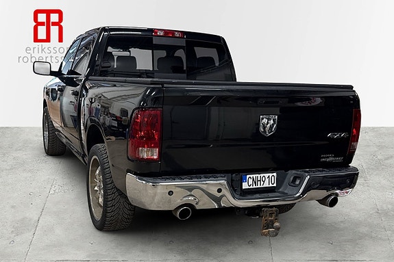 Dodge RAM 1500 3 of 6