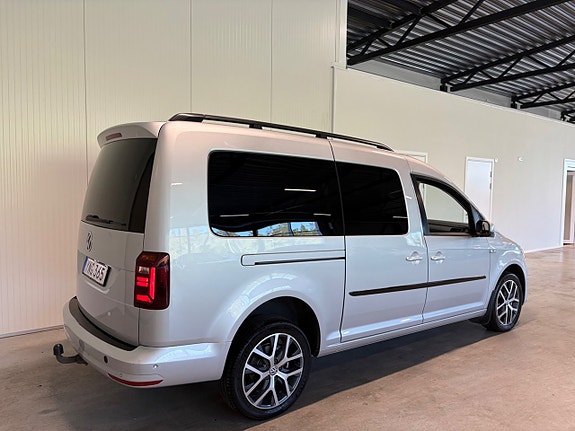 Volkswagen Caddy Maxi 3 of 5