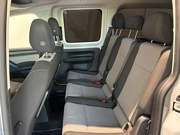 Volkswagen Caddy Maxi 19 of 22