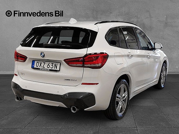 BMW X1 4 of 7