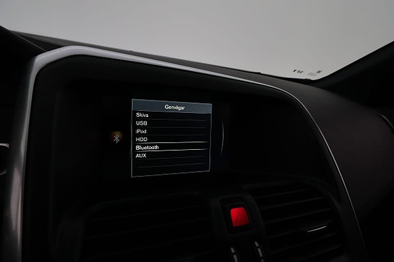 Volvo XC60 26 of 29