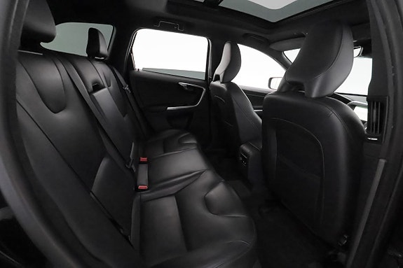 Volvo XC60 18 of 29