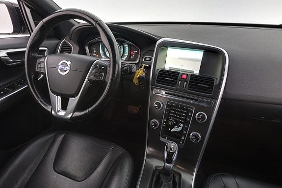 Volvo XC60 13 of 29