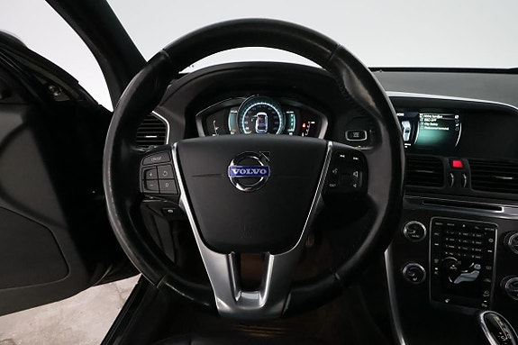 Volvo XC60 14 of 29