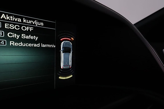 Volvo XC60 25 of 29