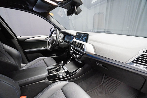 BMW X3 14 of 27