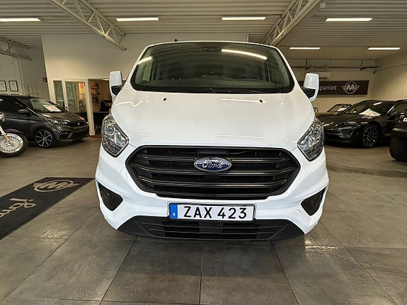 Ford Transit Custom 2 of 5