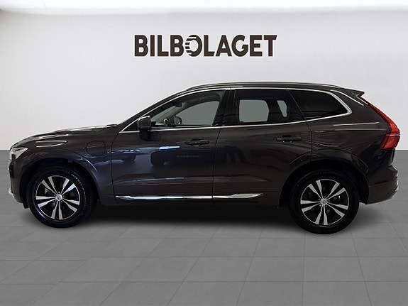 Volvo XC60 2 of 5