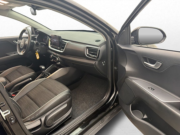 Kia Stonic 21 of 28