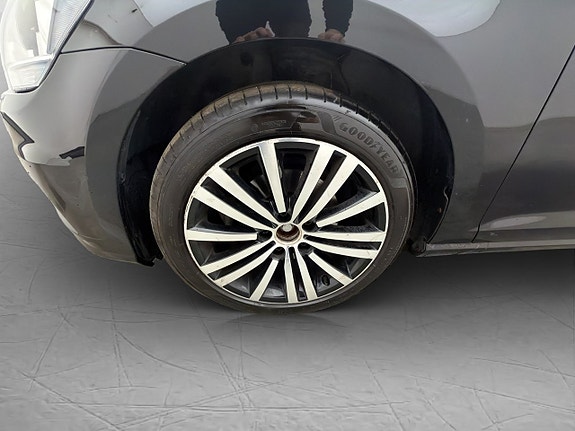 Volkswagen Golf I 27 of 30