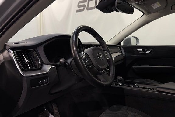 Volvo XC60 9 of 24