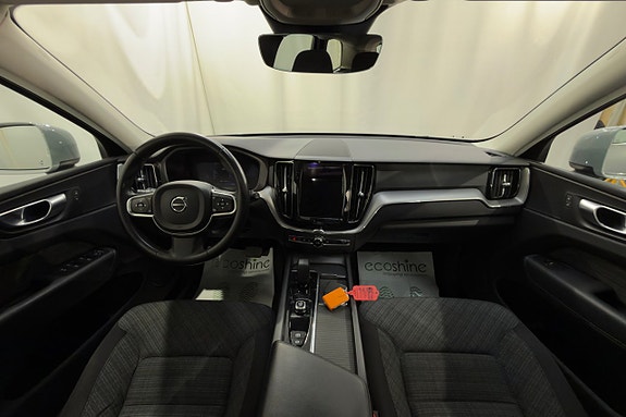 Volvo XC60 13 of 24