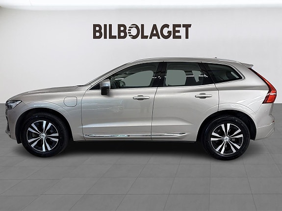 Volvo XC60 2 of 5