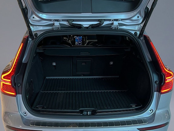 Volvo V60 9 of 17