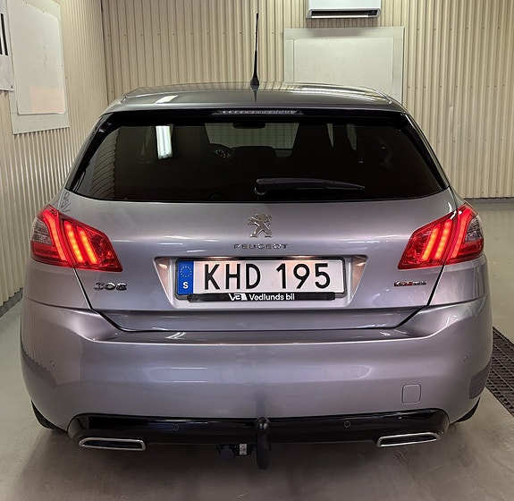 Peugeot 308 7 of 23