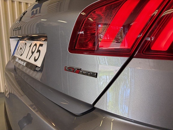 Peugeot 308 22 of 23
