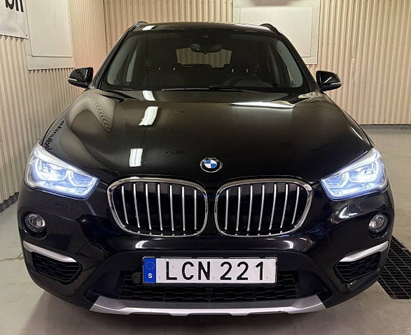 BMW X1 5 of 5