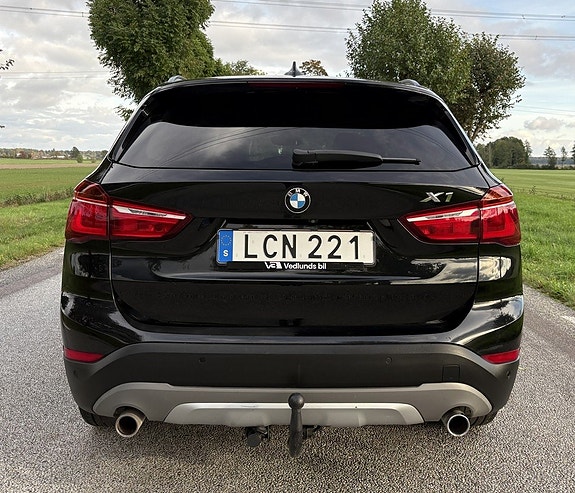 BMW X1 7 of 25