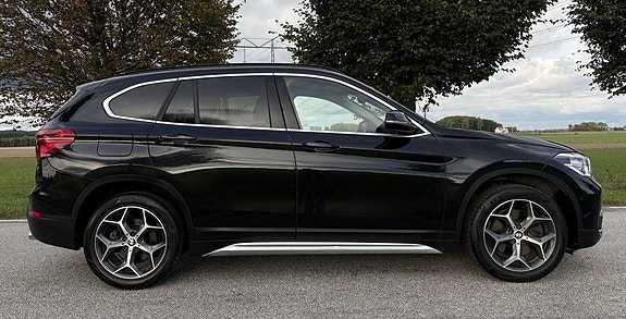 BMW X1 4 of 25