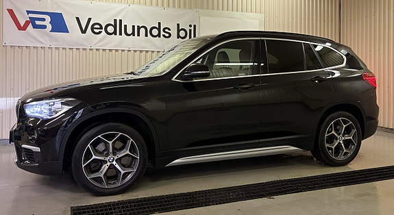 BMW X1 2 of 5