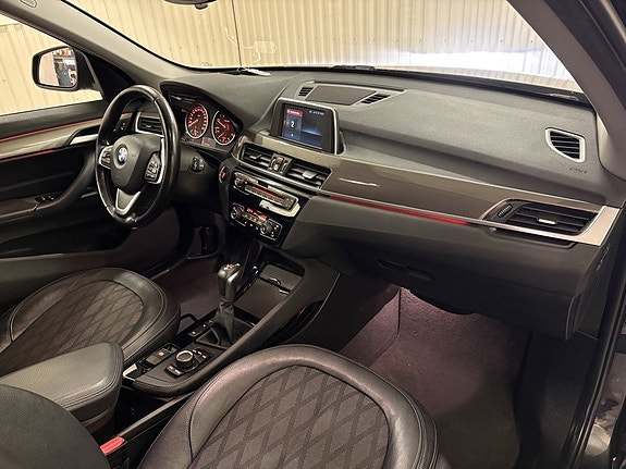 BMW X1 11 of 21