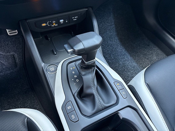 Kia K4 12 of 16