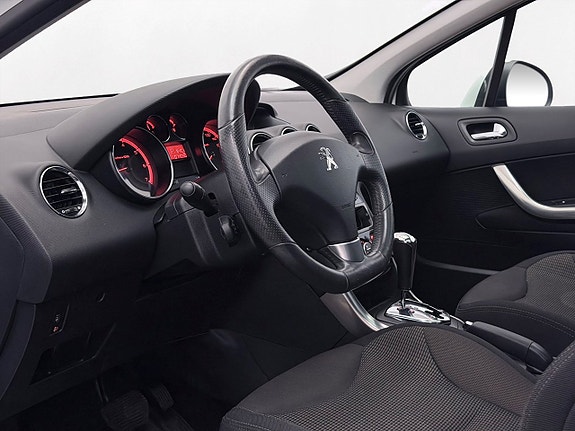 Peugeot 308 SW 11 of 22