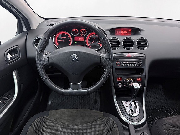 Peugeot 308 SW 16 of 22