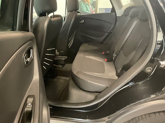 Renault Captur 19 of 23