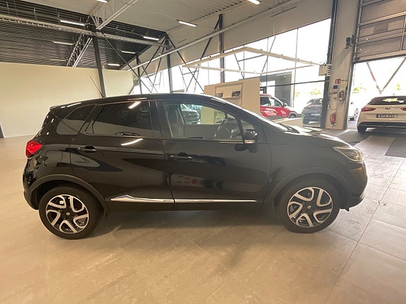 Renault Captur 7 of 23