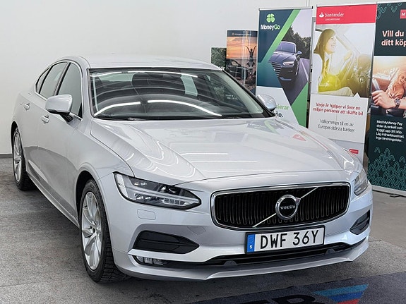 Volvo S90 4 of 5