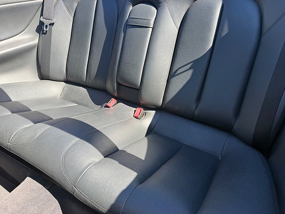 Mercedes-Benz CLK230 17 of 25
