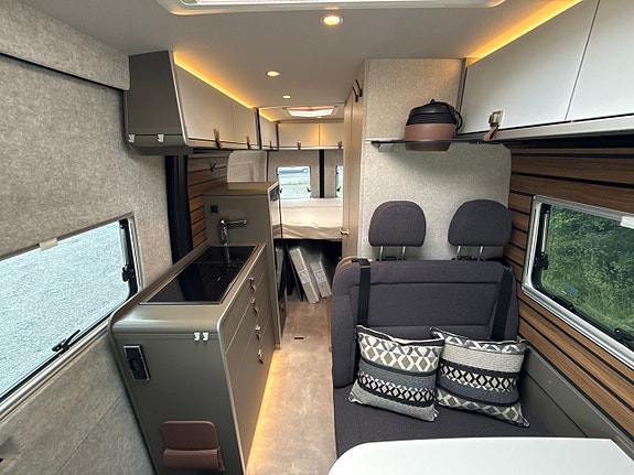 Hymer Grand Canyon S Xperience 4 of 16