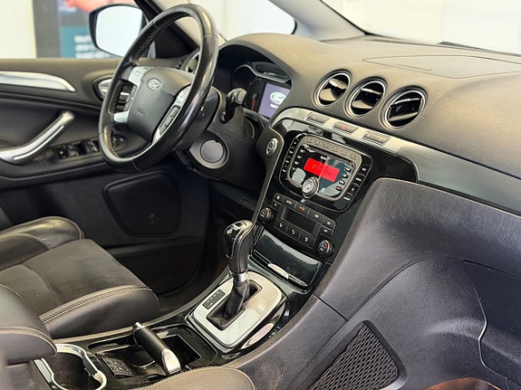 Ford S-MAX 14 of 15