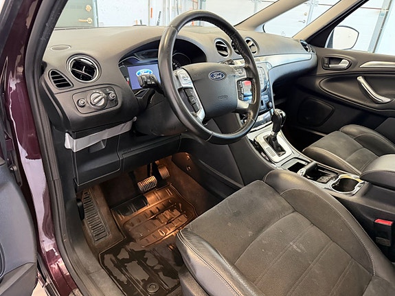 Ford S-MAX 13 of 15