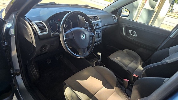 Skoda Fabia 8 of 12