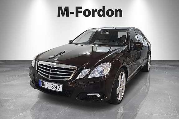 Mercedes-Benz E250 2 of 5