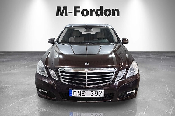 Mercedes-Benz E250 19 of 20