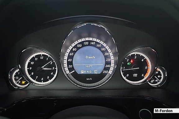 Mercedes-Benz E250 16 of 18