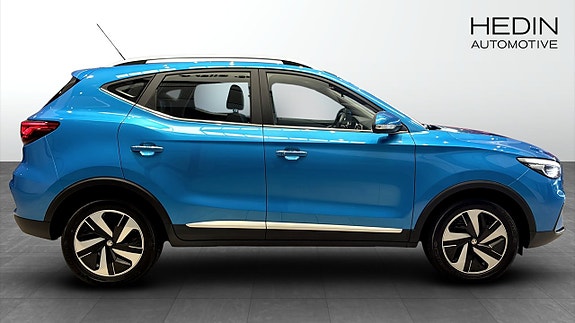 MG ZS 3 of 5