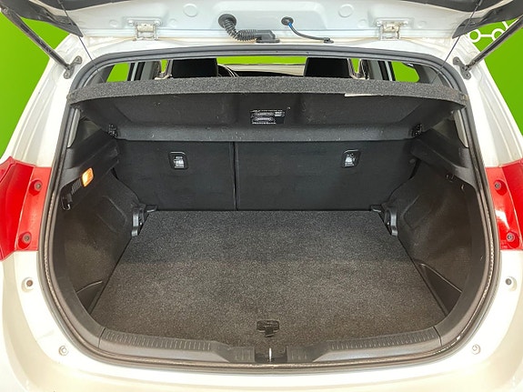 Toyota Auris 16 of 20