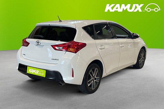 Toyota Auris 4 of 20